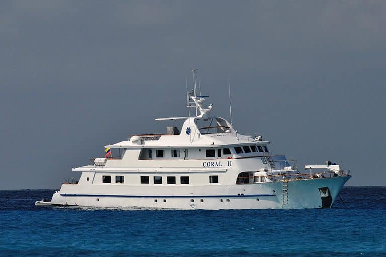 Galapagos-boat-Coral-2